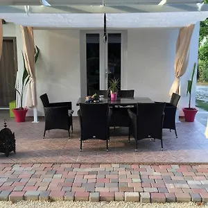 Magnolia Villa